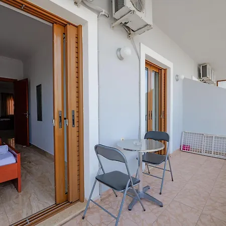 Apartment Moonlight Downtown Ksamil